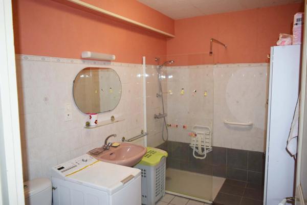 Immobilier Sail-les-Bains (42310) – Maison 155m2 – 117 000 €