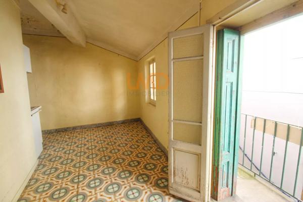 Maison de village plus atelier