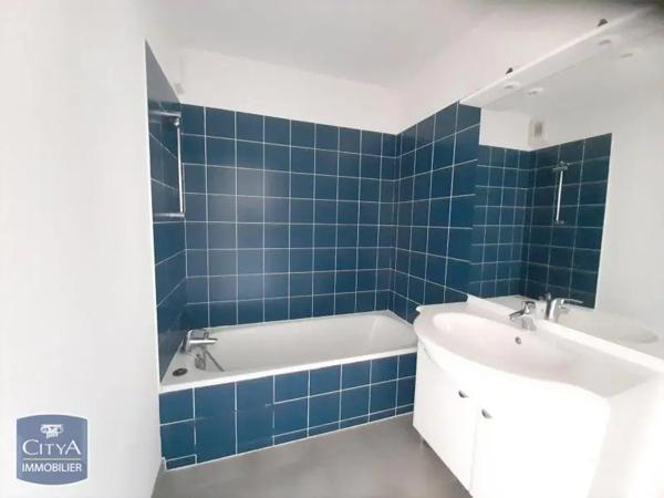 Appartement à louer 3 pièces 66.64m² Penne-d'Agenais (47140)