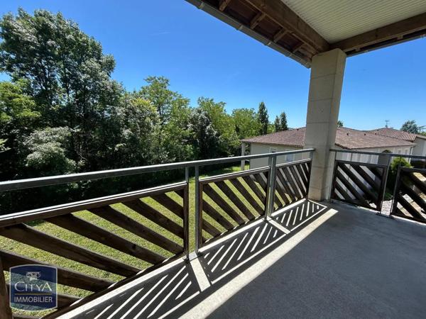Appartement à louer 3 pièces 66.64m² Penne-d'Agenais (47140)