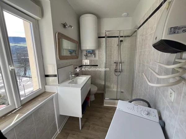 Location Appartement 2 pièces 49 m2 à Millau