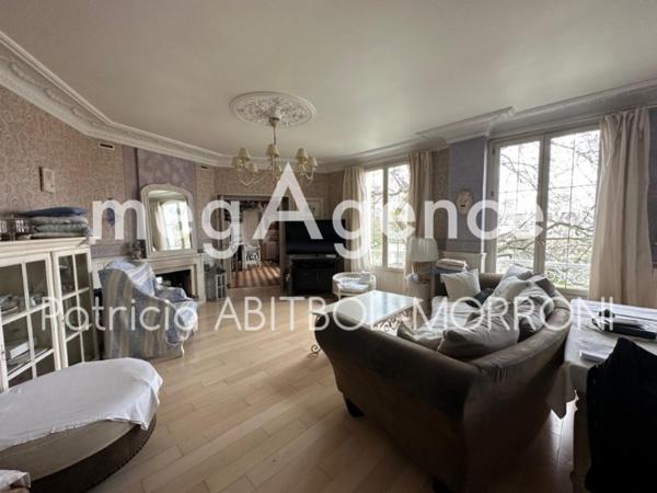 Maison à NEUILLY-PLAISANCE, 93360 - 7 pièces 142m²