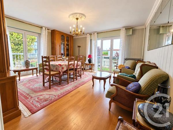 Appartement F4 à vendre  4 pièces - 75,43 m 2   ST MAUR DES FOSSES  - 94