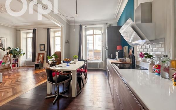 Appartement à vendre    3 pièces •  Aubenas