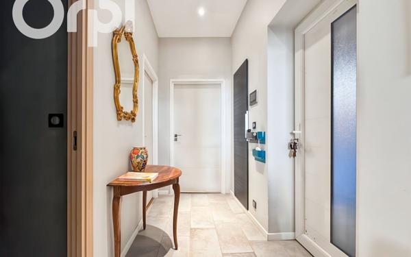 Appartement à vendre    3 pièces •  Aubenas