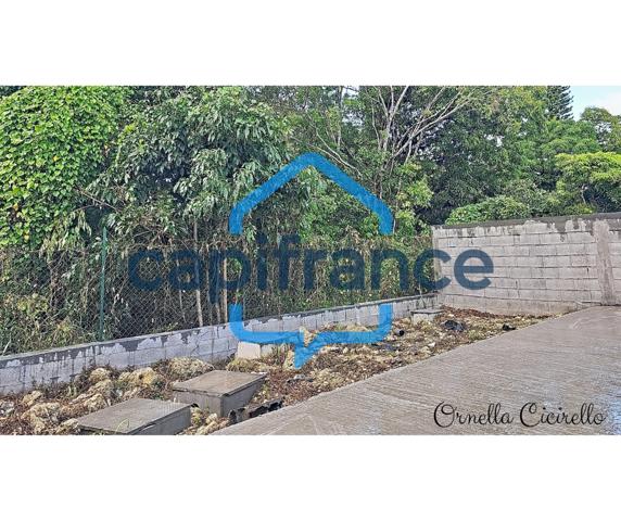 Maison à vendre 4 pièces ()