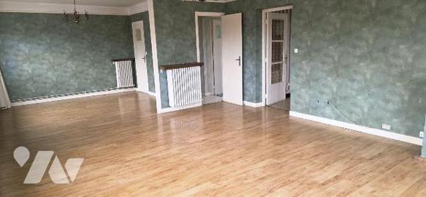 EN EXCLUSIVITE SUR ROSENDAEL : Vous cherchez un Appartement avec de vrais beaux volumes, une be...