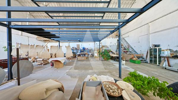 Atelier d'artiste à réhabiliter en loft au coeur des arènes - Bayonne