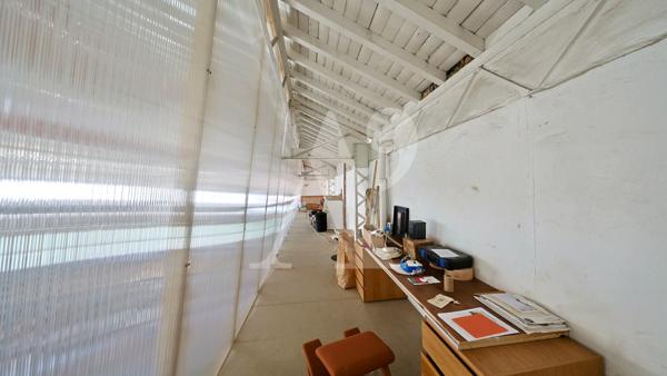 Atelier d'artiste à réhabiliter en loft au coeur des arènes - Bayonne