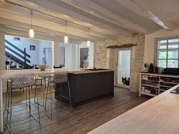 La Rochefoucauld – À seulement 1 km du centre-ville