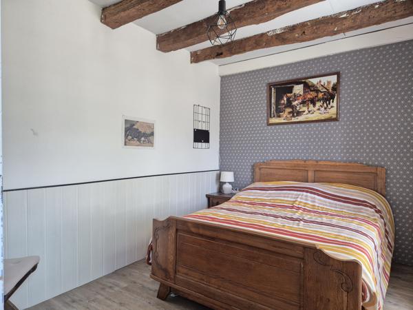 La Rochefoucauld – À seulement 1 km du centre-ville