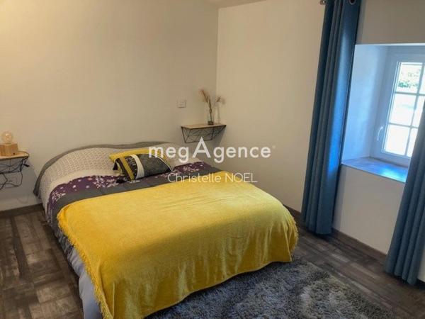 Maison à SAINTE-GEMME-LA-PLAINE, 85400 - 7 pièces 180m²