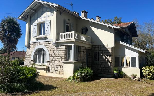 Maison à vendre    6 pièces •  Saint-Paul-lès-Dax