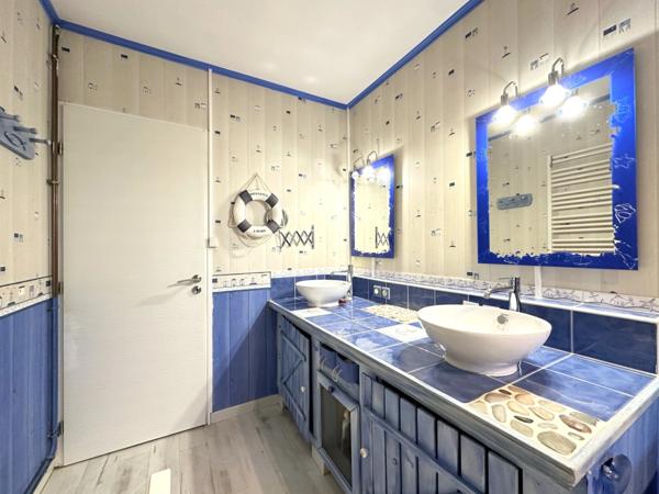 Le Perche - Montlandon (28240) Propriété à vendre, 8 pièces, 335 m², terrain clos de 6449 m², piscine couverte chauffée