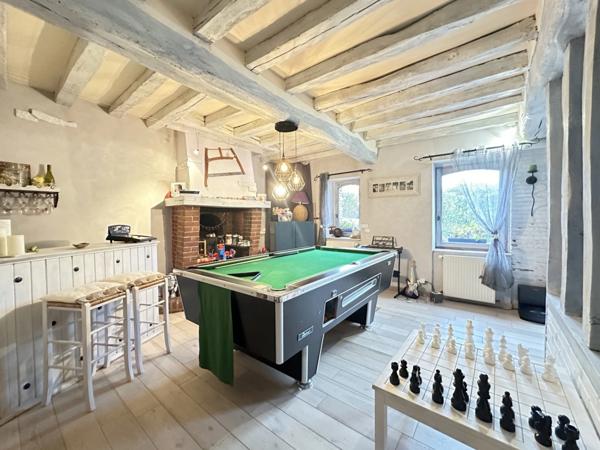 Le Perche - Montlandon (28240) Propriété à vendre, 8 pièces, 335 m², terrain clos de 6449 m², piscine couverte chauffée