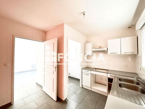 Location Maison 2 pièces 58 m² - 14 BIS RUE DU PR LOUIS ARNOULD Aubigne Racan 72800