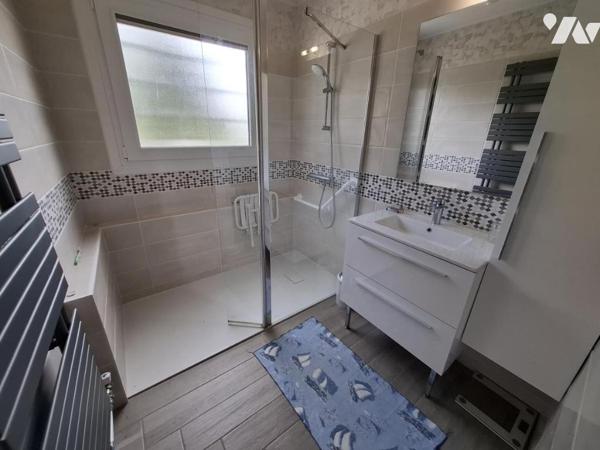 Plain pied de 91 m² hab avec 3 chambres et garage à SAINTES - Rive Gauche quartier Gendarmerie