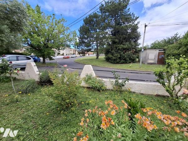 Plain pied de 91 m² hab avec 3 chambres et garage à SAINTES - Rive Gauche quartier Gendarmerie