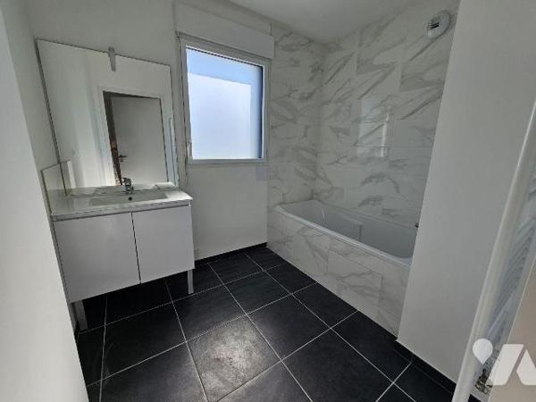 St Malo, à moins de 10mn à pied de la gare, dans résidence récente avec ascenseur, appartement ...