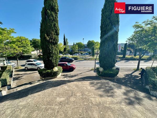 BUREAUX À LOUER EN PLEIN COEUR DU PÔLE D'ACTIVITÉ AVEC PKS