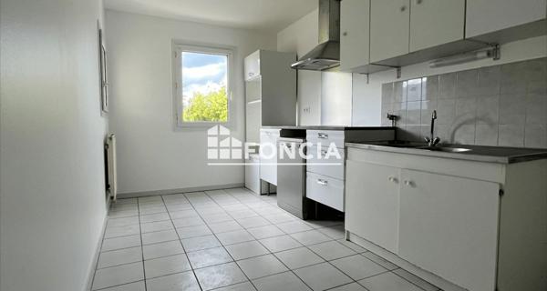 Location Appartement 3 pièces 72.76 m² - Gières 38610