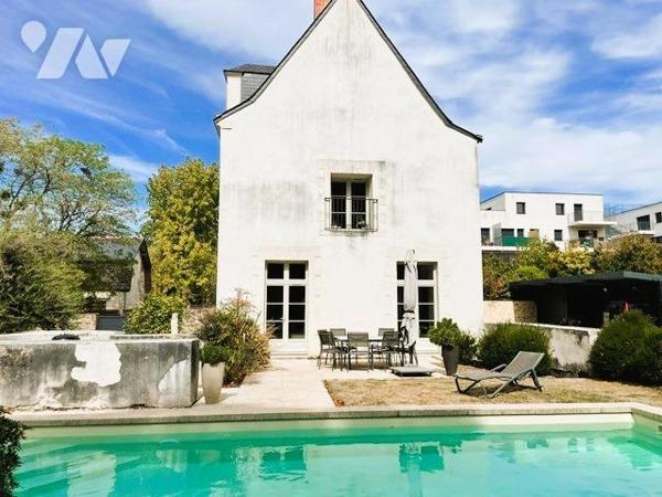 Propriété de 3/4 chambres - Piscine