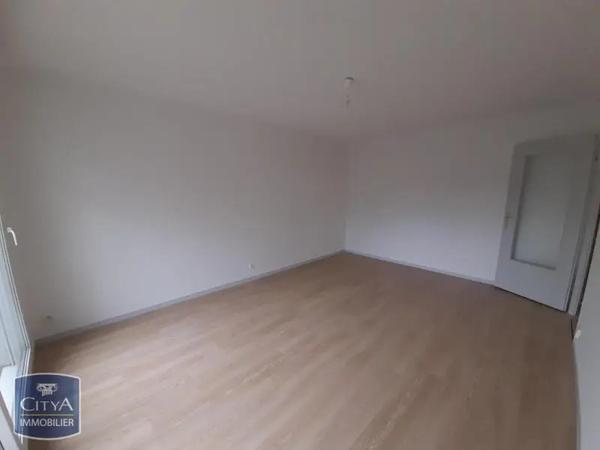 Appartement à louer 3 pièces 70m² Tours (37100)