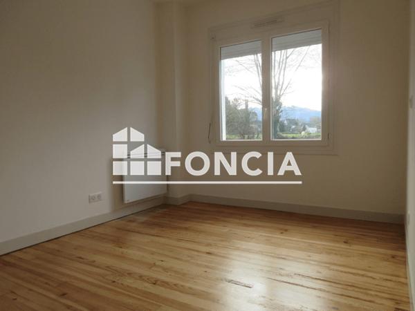 Location Maison 4 pièces 77.44 m² - 27 RUE DU PONT Goes 64400