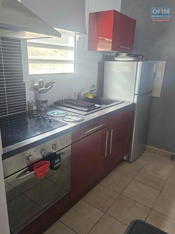 A louer appartement T2 vide à Saint Leu avec vue mer et environnement calme