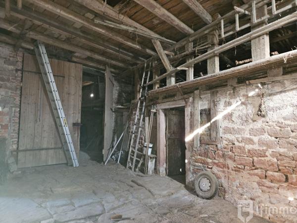 Corps de ferme avec maison 6 pièces - Uhrwiller (67350)