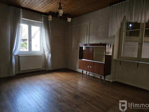 Corps de ferme avec maison 6 pièces - Uhrwiller (67350)