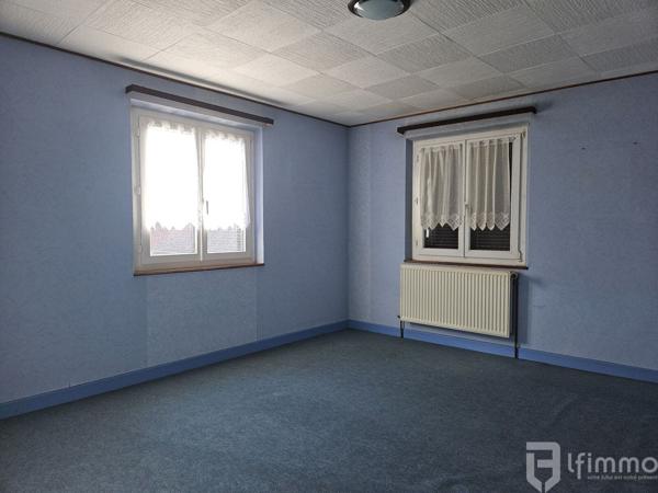 Corps de ferme avec maison 6 pièces - Uhrwiller (67350)