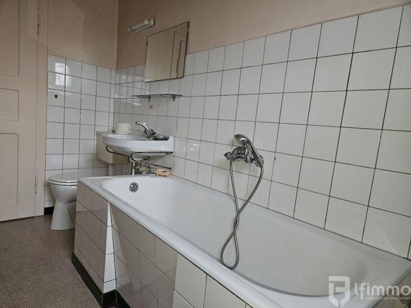 Corps de ferme avec maison 6 pièces - Uhrwiller (67350)