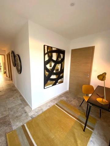 Villa individuelle proche de la mer avec piscine