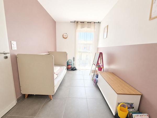 Appartement 3 pièces à vendre à Sénas - Exclusivité ERA ACTION IMMOBILIER 2
