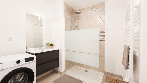 Appartement 3 pièces à vendre à Sénas - Exclusivité ERA ACTION IMMOBILIER 2