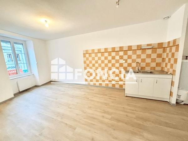 Location Appartement 2 pièces 45.88 m² - 49 AVENUE MARECHAL FOCH Tournon Sur Rhone 07300