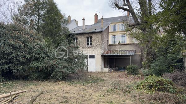 Immeuble de 700 m²