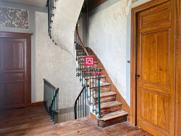 Maison 5 chambres - annexes attenantes - jardin
