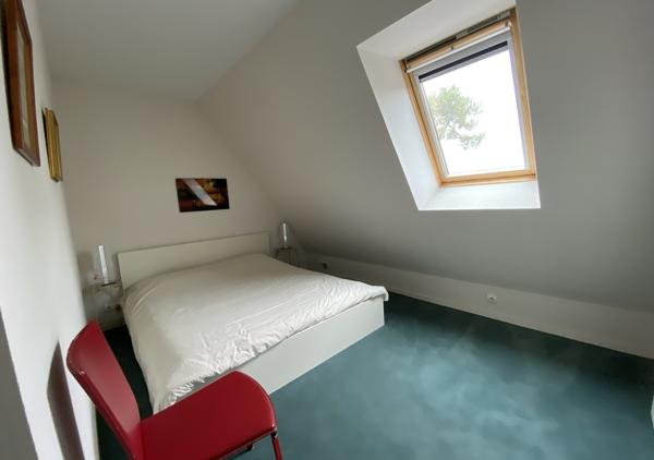 VENDU - Bel appartement au dernier étage d'une résidence de standing à proximité de la plage et des commerces