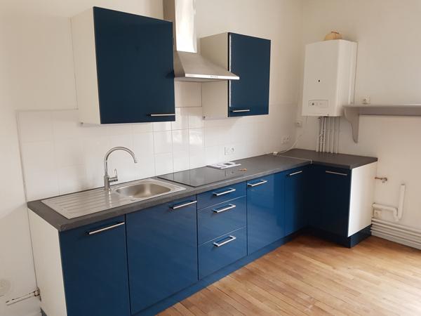 Poitiers (86000) DOUBLE IMMEUBLE POITIERS CENTRE 682 m2 avec 12 LOGEMENTS, 2 GARAGES, 2 LOCAUX COMMERCIAUX, JARDIN !