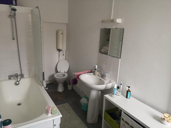 Poitiers (86000) DOUBLE IMMEUBLE POITIERS CENTRE 682 m2 avec 12 LOGEMENTS, 2 GARAGES, 2 LOCAUX COMMERCIAUX, JARDIN !