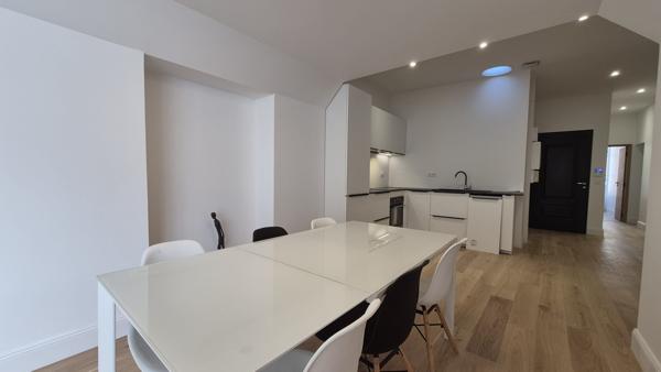 Appartement  refait à neuf - Prestations soignées- Bordeaux Jardin Public