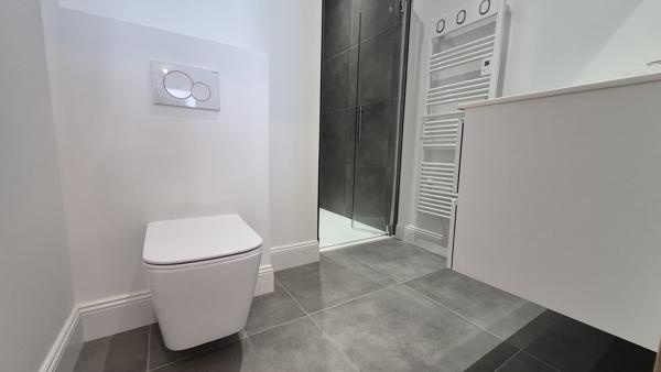 Appartement  refait à neuf - Prestations soignées- Bordeaux Jardin Public