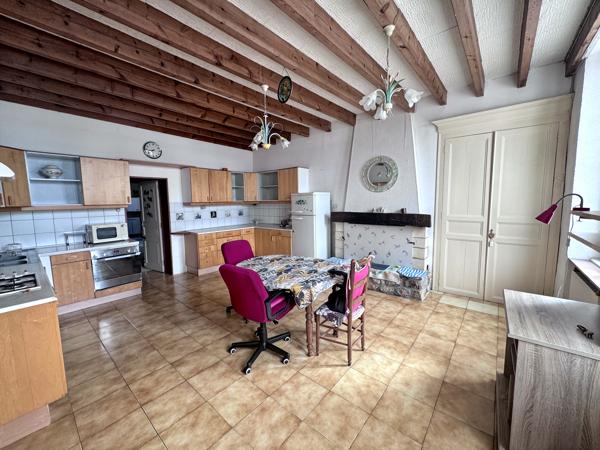 Maison à vendre à Mirambeau (17150) - Charente-Maritime