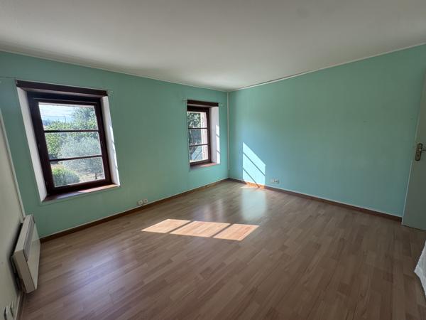 Maison à vendre à Mirambeau (17150) - Charente-Maritime