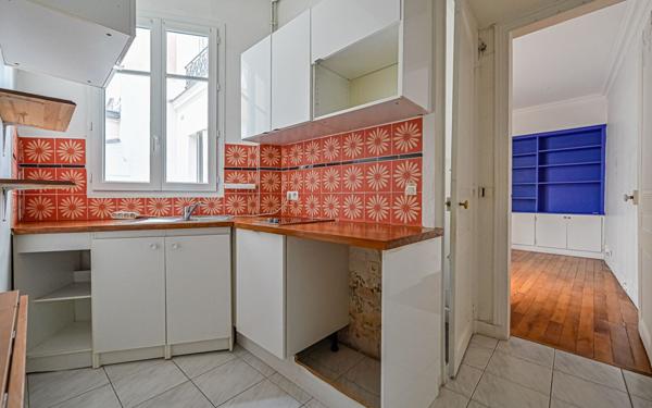 Appartement à vendre    3 pièces • 43,15 m2 Paris 9