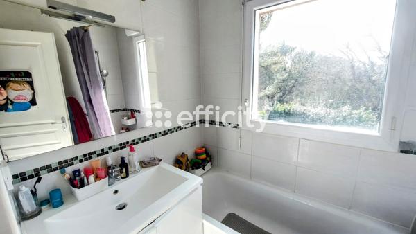 Maison 4 pièces - 83 m² Exclusivité efficity