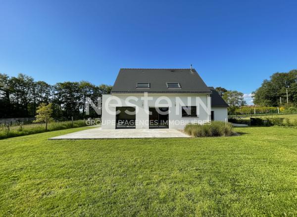 MAISON RECENTE dans un petit hameau, à 1 KM DU BOURG DE GRAND-CHAMP
