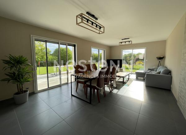 MAISON RECENTE dans un petit hameau, à 1 KM DU BOURG DE GRAND-CHAMP